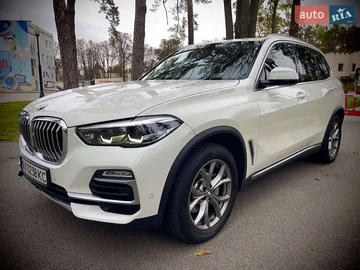 Авто BMW X5 2019 № 8093351