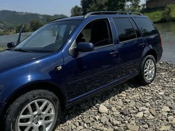 Авто Volkswagen Golf 2001 № 8093549