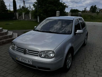 Авто Volkswagen Golf 2000 № 8093685