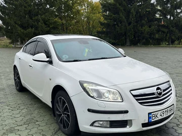 Авто Opel Insignia 2010 № 8093765