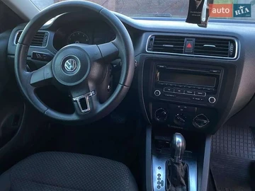 Авто Volkswagen Jetta 2014 № 8093780