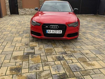 Авто Audi S6 2012 № 8094353