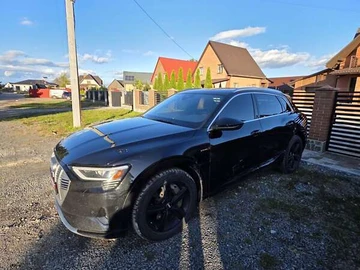 Авто Audi E-Tron 2019 № 8094375