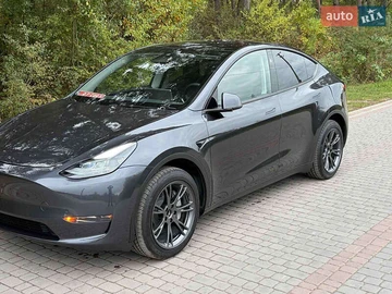 Авто Tesla Model Y 2024 № 8094380