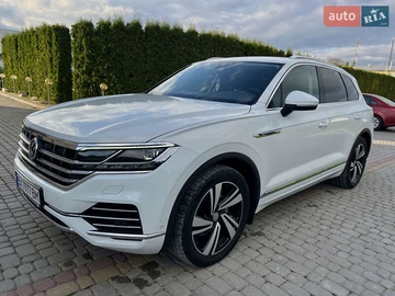 Авто Volkswagen Touareg 2019 № 8094415