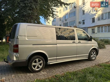 Авто Volkswagen Transporter 2005 № 8094963
