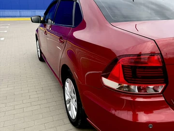 Авто Volkswagen Polo 2016 № 8094972