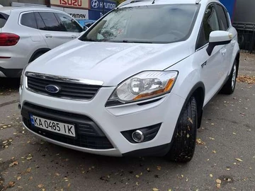 Авто Ford Kuga 2010 № 8095002