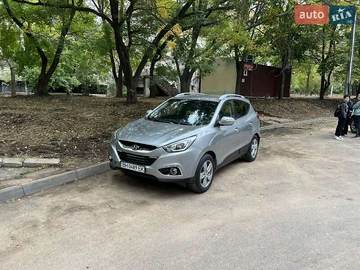 Авто Hyundai Ix35 2012 № 8095034