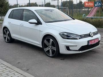 Авто Volkswagen E-Golf 2018 № 8095240