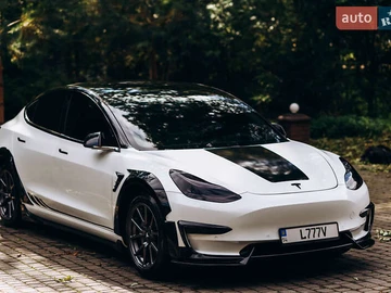 Авто Tesla Model 3 2019 № 8095268