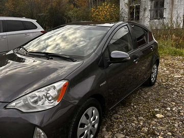 Авто Toyota Prius C 2014 № 8095545