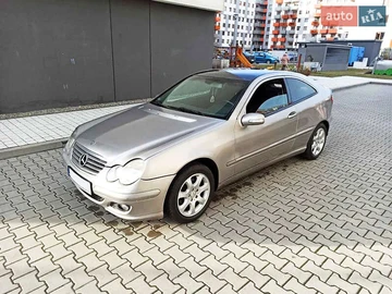Авто Mercedes C-Class 2005 № 8095609
