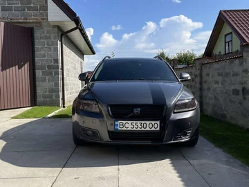 Авто Volvo V50 2009 № 8095671
