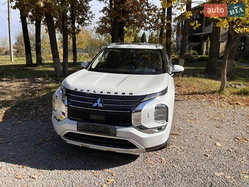 Авто Mitsubishi Outlander 2022 № 8096031