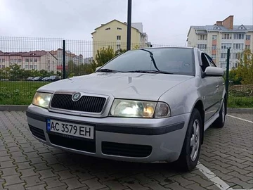 Авто Skoda Octavia 2002 № 8096044