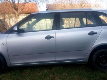 Авто Skoda Fabia 2010 № 8096056