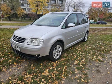 Авто Volkswagen Touran 2005 № 8096062