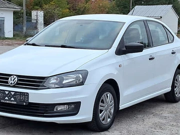 Авто Volkswagen Polo 2018 № 8096165