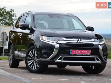 Авто Mitsubishi Outlander 2020 № 8096188