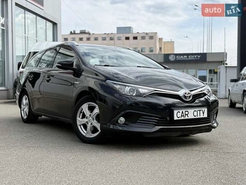 Авто Toyota Auris 2018 № 8096189