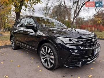 Авто Volkswagen Tiguan 2021 № 8096209