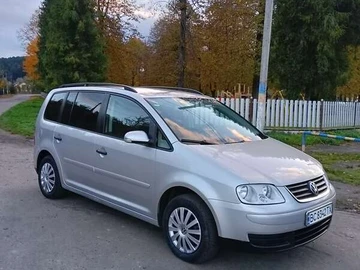 Авто Volkswagen Touran 2006 № 8096456