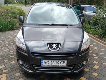 Авто Peugeot 5008 2012 № 8096570