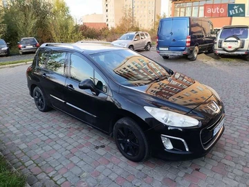 Авто Peugeot 308 2011 № 8096932