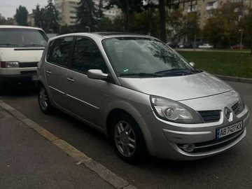 Авто Renault Scenic 2009 № 8097042