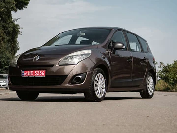Авто Renault Grand Scenic 2010 № 8097065