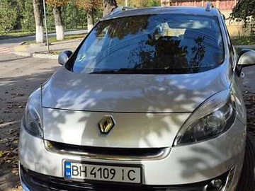 Авто Renault Grand Scenic 2012 № 8097832