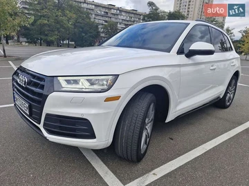 Авто Audi Q5 2020 № 8098184