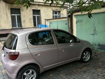 Авто Toyota Yaris 2001 № 8098429