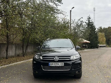 Авто Volkswagen Touareg 2013 № 8099072