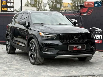 Авто Volvo Xc40 2022 № 8099163