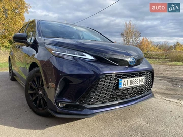 Авто Toyota Sienna 2022 № 8099220