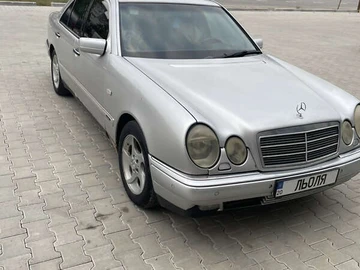 Авто Mercedes E-Class 1999 № 8099268