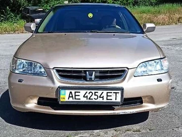 Авто Honda Accord 2000 № 8099281