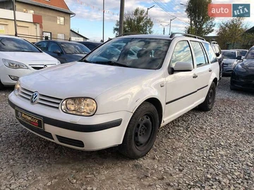 Авто Volkswagen Golf 2000 № 8099282