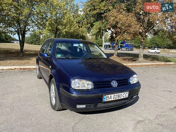 Авто Volkswagen Golf 2001 № 8099428