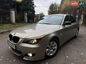 Авто BMW 5 Series 2004 № 8099525