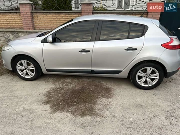 Авто Renault Megane 2011 № 8099551