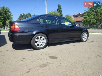 Авто BMW 3 Series 2004 № 8099570