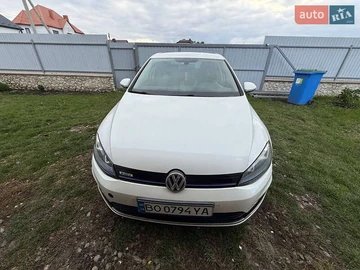 Авто Volkswagen E-Golf 2014 № 8099604