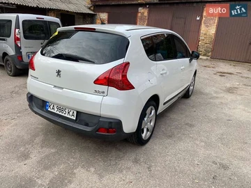 Авто Peugeot 3008 2011 № 8099615