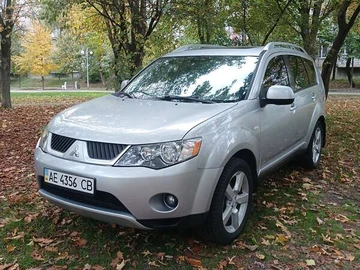 Авто Mitsubishi Outlander Xl 2008 № 8099687