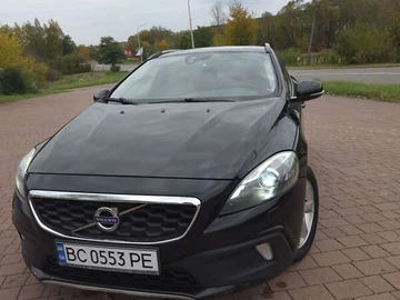 Авто Volvo V40 Cross Country 2013 № 8099703