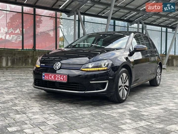 Авто Volkswagen E-Golf 2015 № 8099721