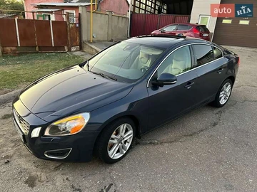 Авто Volvo S60 2012 № 8099847